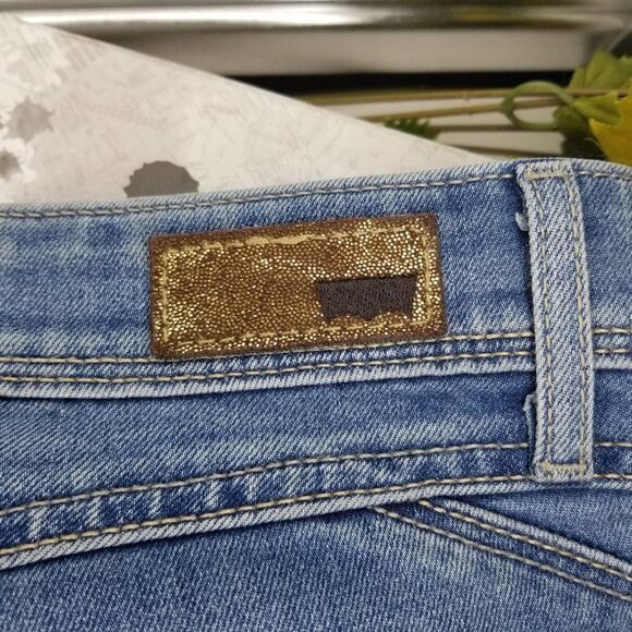 Levi's Revel Shaping Demi Curve Skinny Jeans - Picture 8 of 14